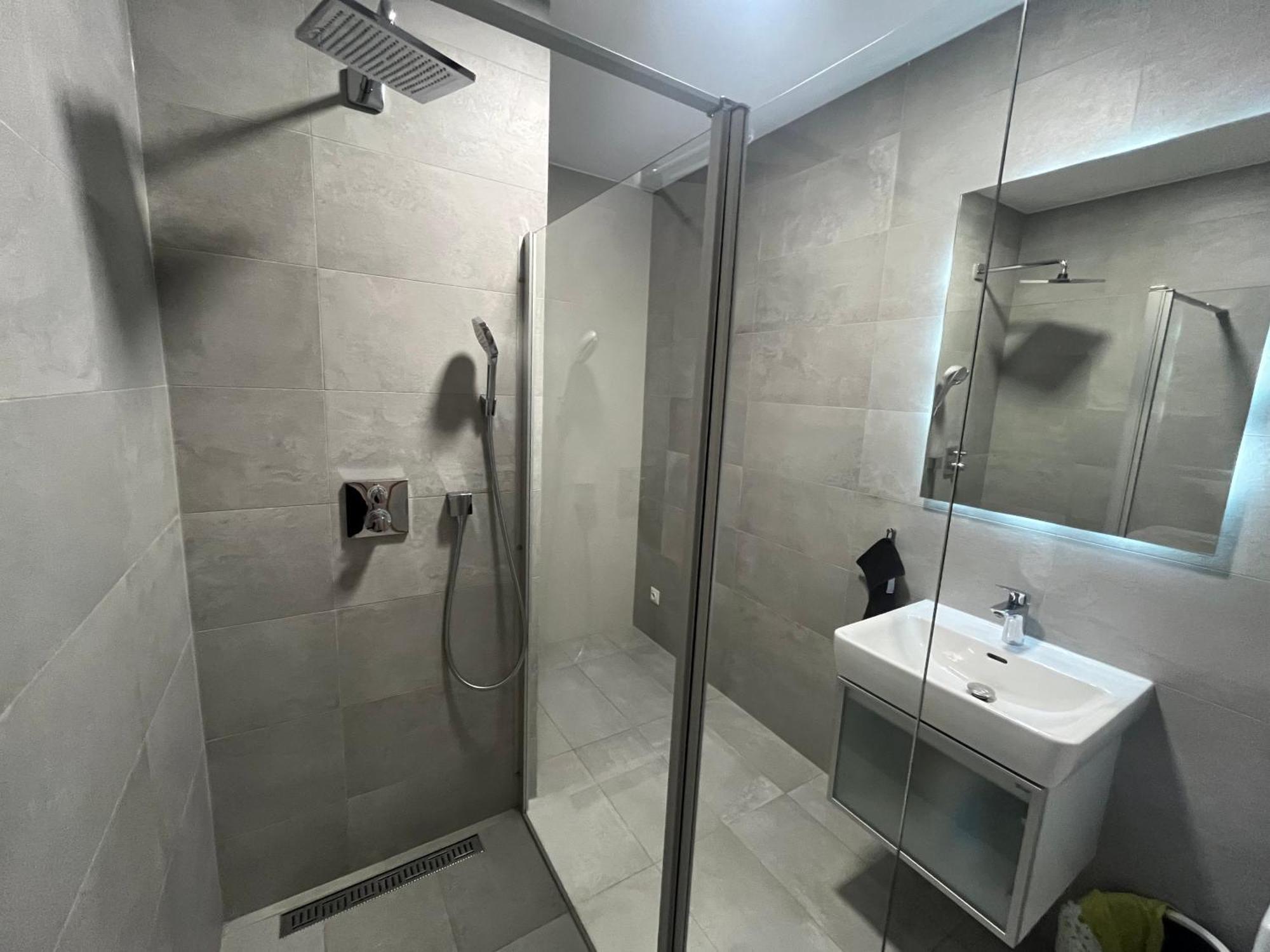 Apartment Sun Lakes - Sever Сенец Екстериор снимка